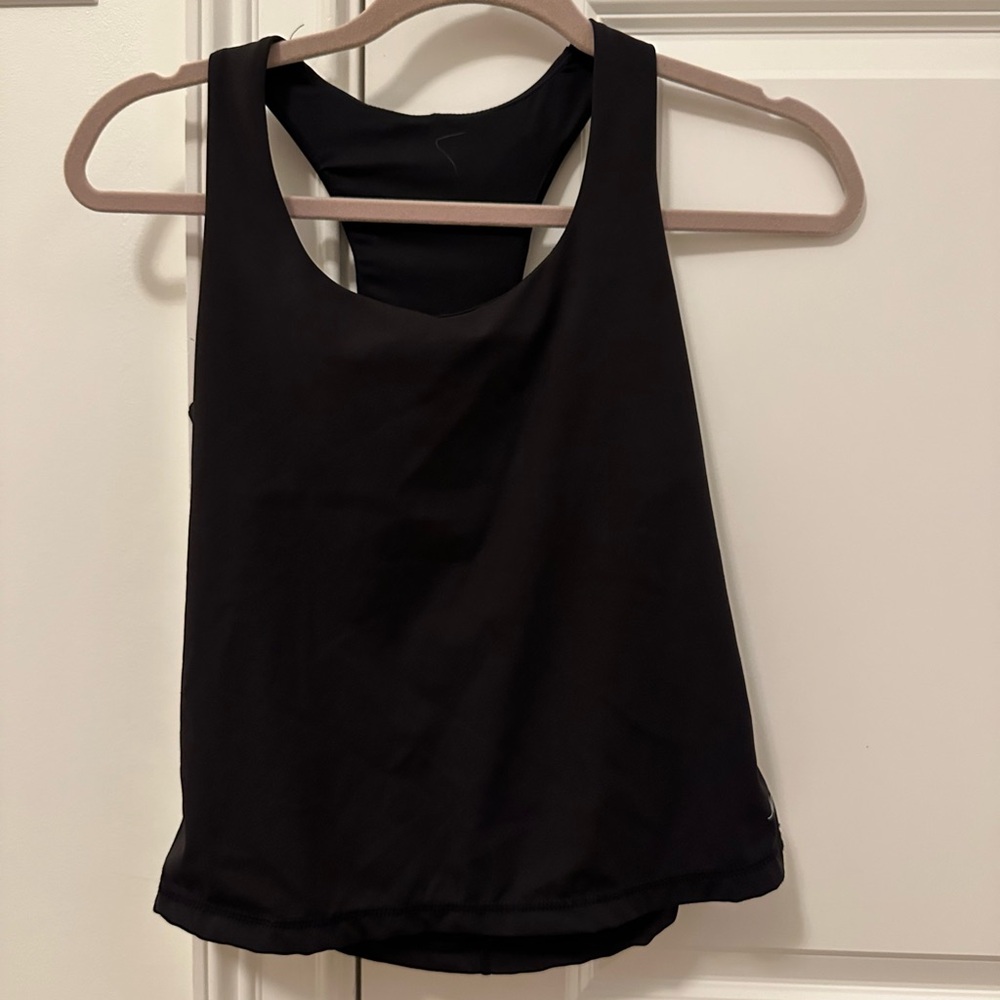 black tank top